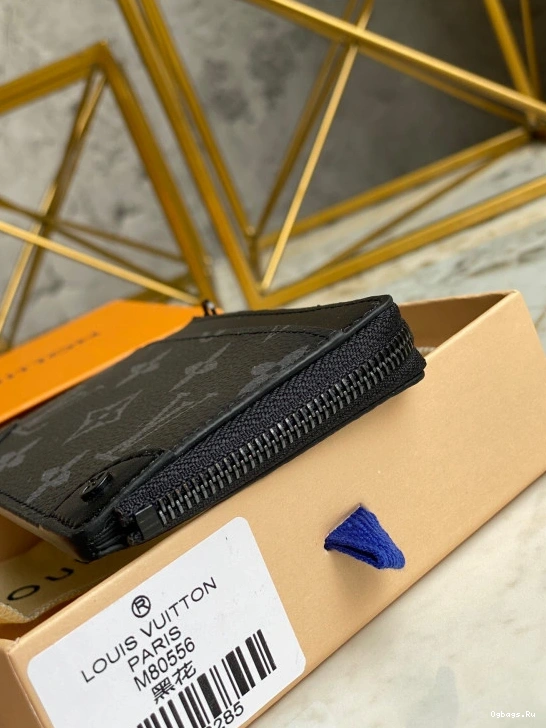 MULTI TRUNK CARD HOLDER VUITTON LOUIS 0601